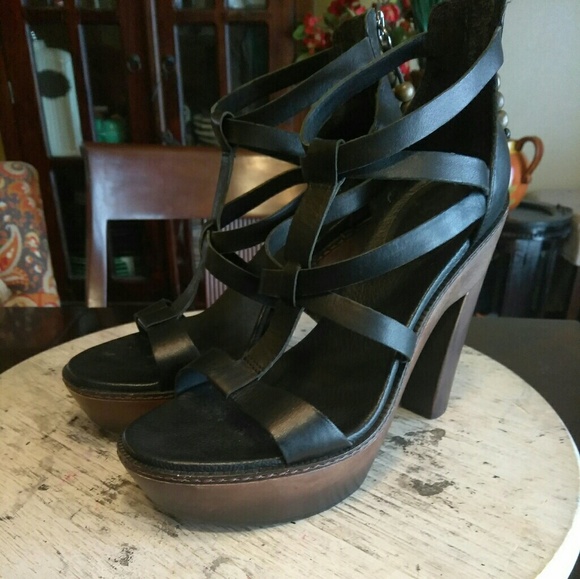 UGG Shoes - 👰💒SALE!!! UGG-Leather Caged Heel